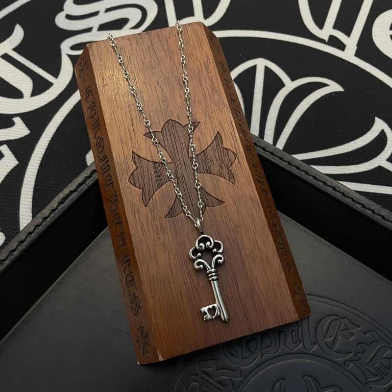 Ch*0me He**ts bracelets